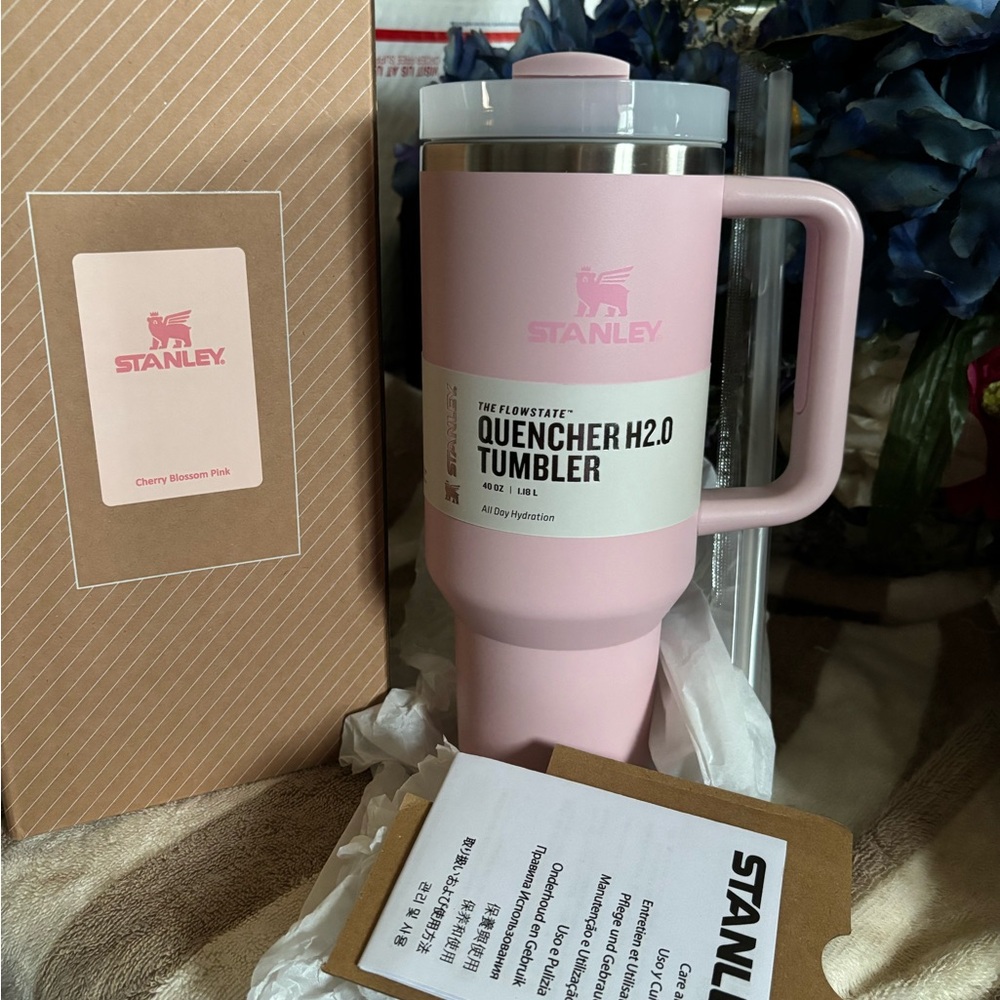 Stanley Quencher H2.0 Tumbler in Soft Pink